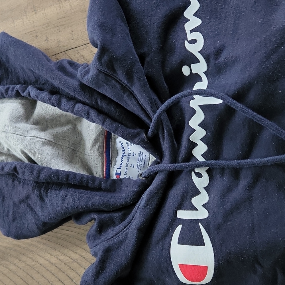 Champion navy pull over hoodie men's medium